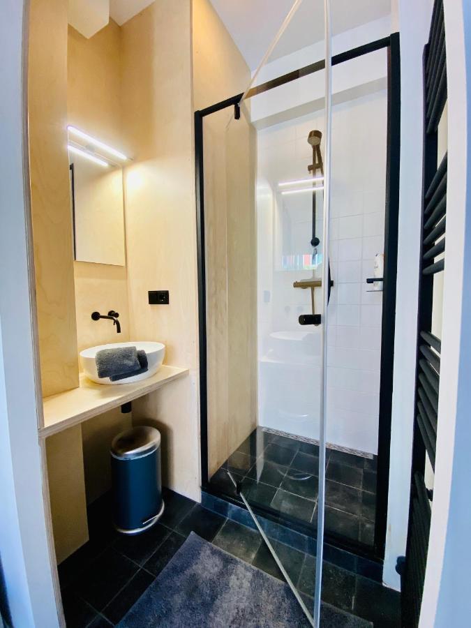 Private Studio With Free Car Parking Amsterdam Exterior foto
