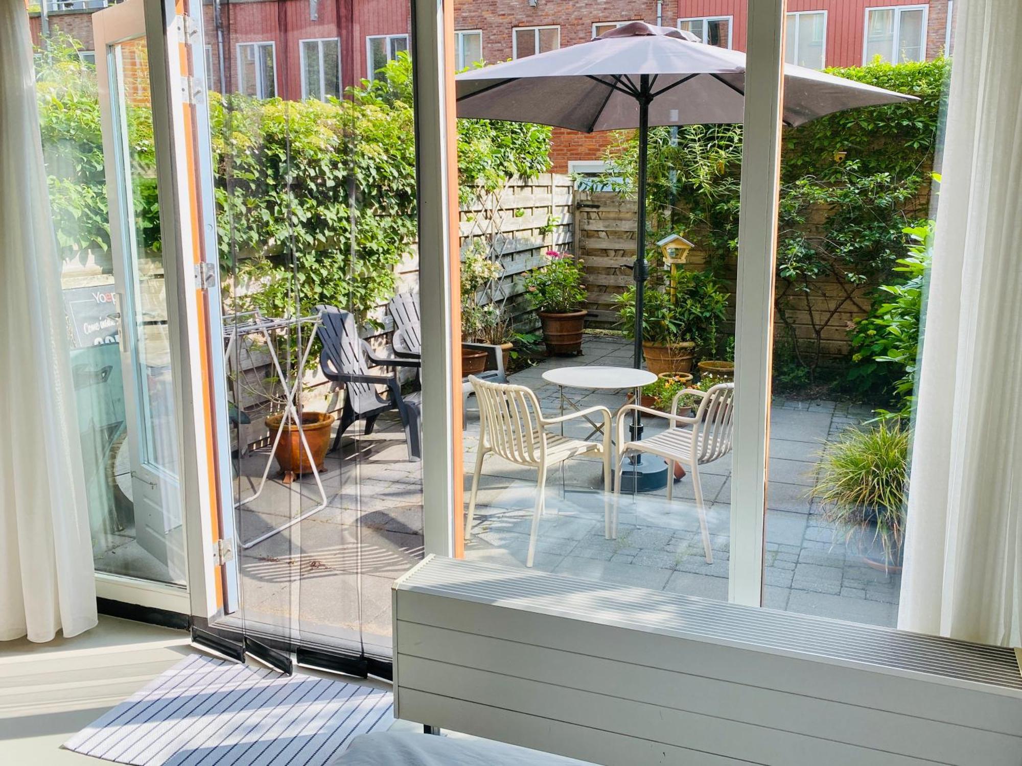 Private Studio With Free Car Parking Amsterdam Exterior foto