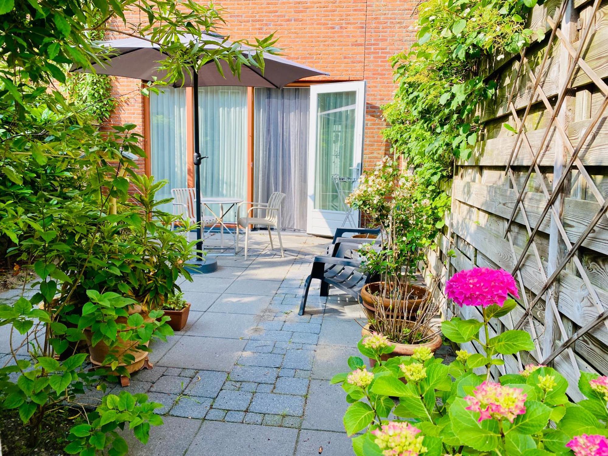 Private Studio With Free Car Parking Amsterdam Exterior foto